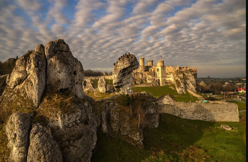 Park - Ogrodzieniec, Poland